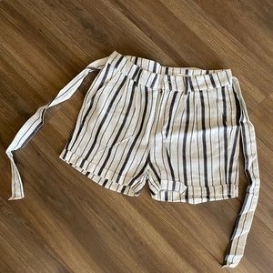 (2 for 20:) SPRINGFIELD women linen shorts